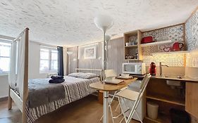 La Provence Suite